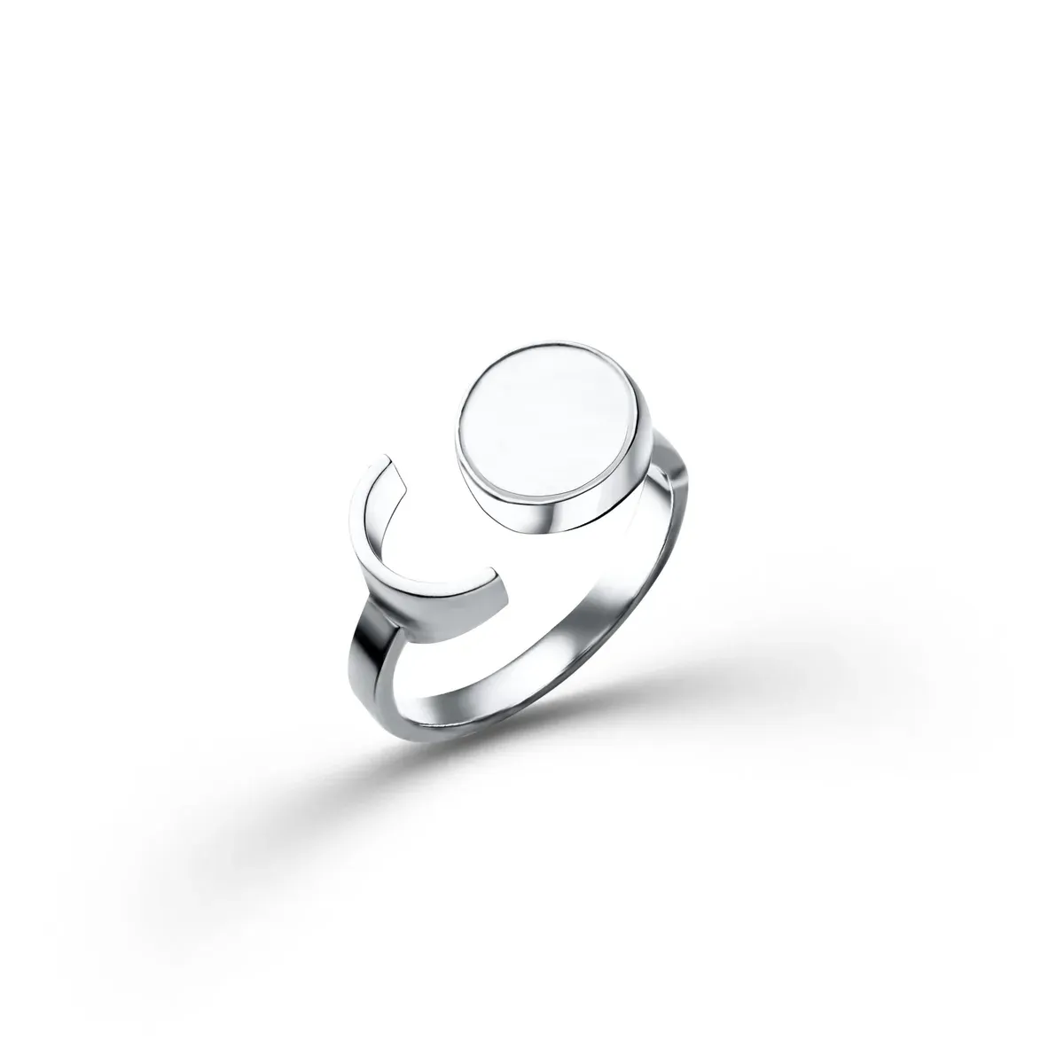Серебряное кольцо с перламутром, 2,48 г