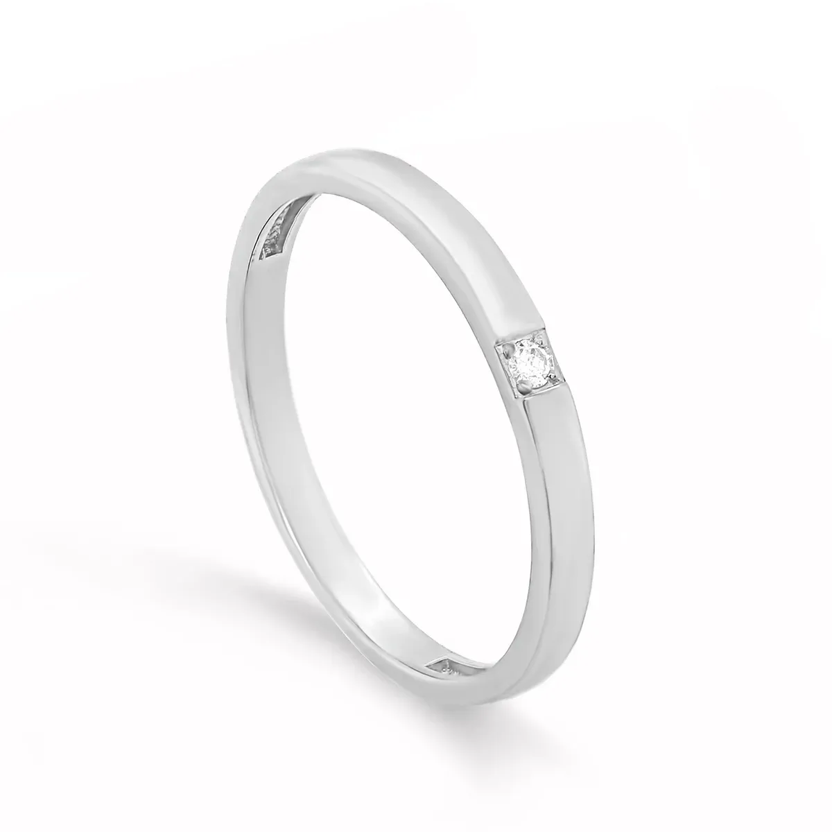 Серебряное кольцо с бриллиантом, 1,04 г