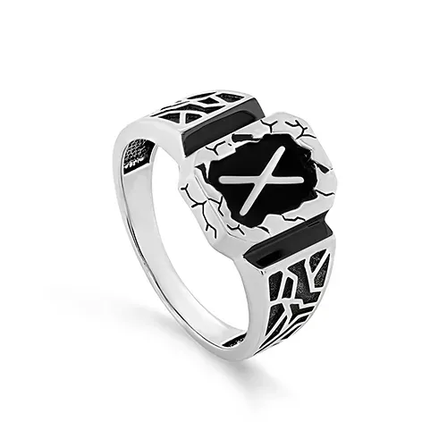 Серебряное кольцо с эмалью, 3,94 г