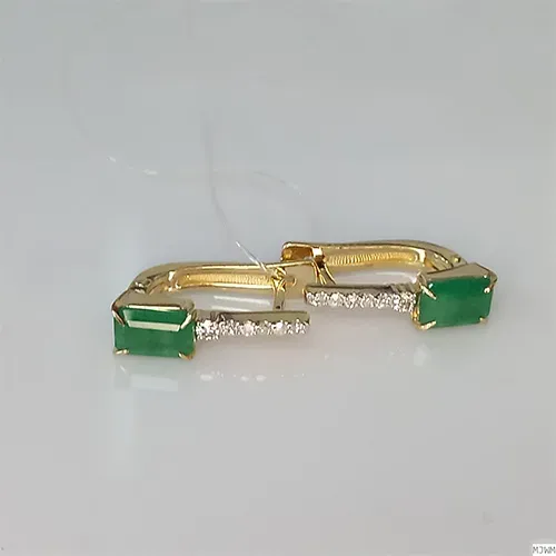 Золотые серьги с изумрудом, 3,33 г