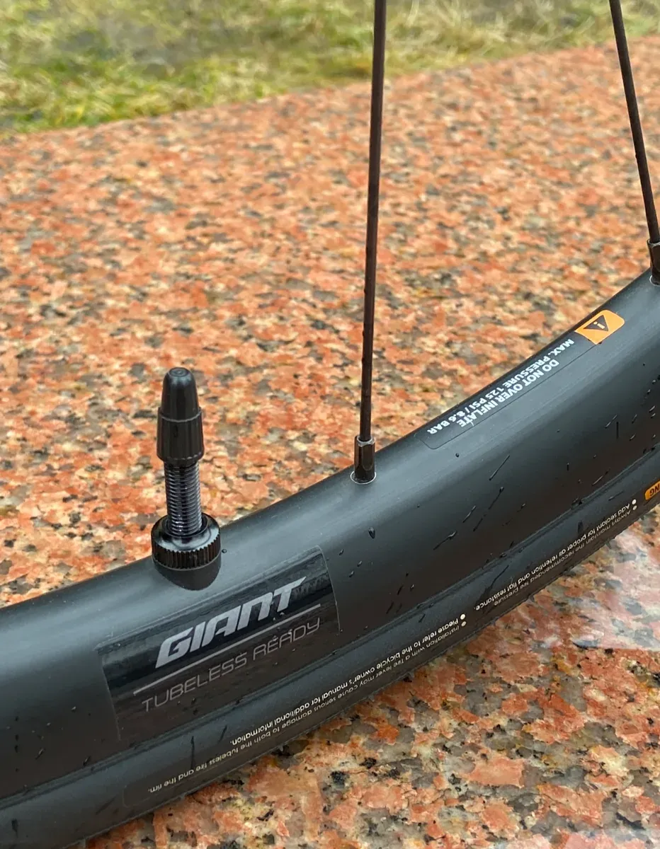 Шоссейный велосипед Giant TCR Advanced 3, 700C