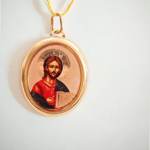 Эмаль жағылған алтын икона