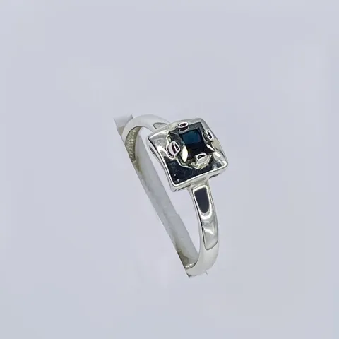 Сапфир қондырылған алтын сақина, өлш. 17, коды 172580