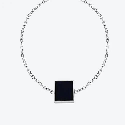 Серебряное колье с ониксом, 4,56 г
