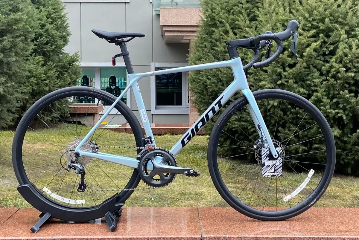 Шоссейный велосипед Giant TCR Advanced 3, 700C